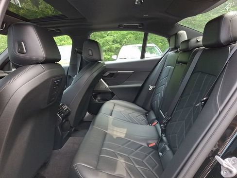 Used 2026 BMW 530i xDrive AWD/4WD image 10