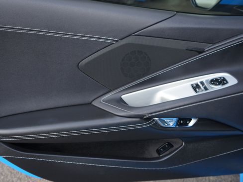 Used 2023 Chevrolet Corvette Stingray Coupe w/ Z51 Performance Package image 9