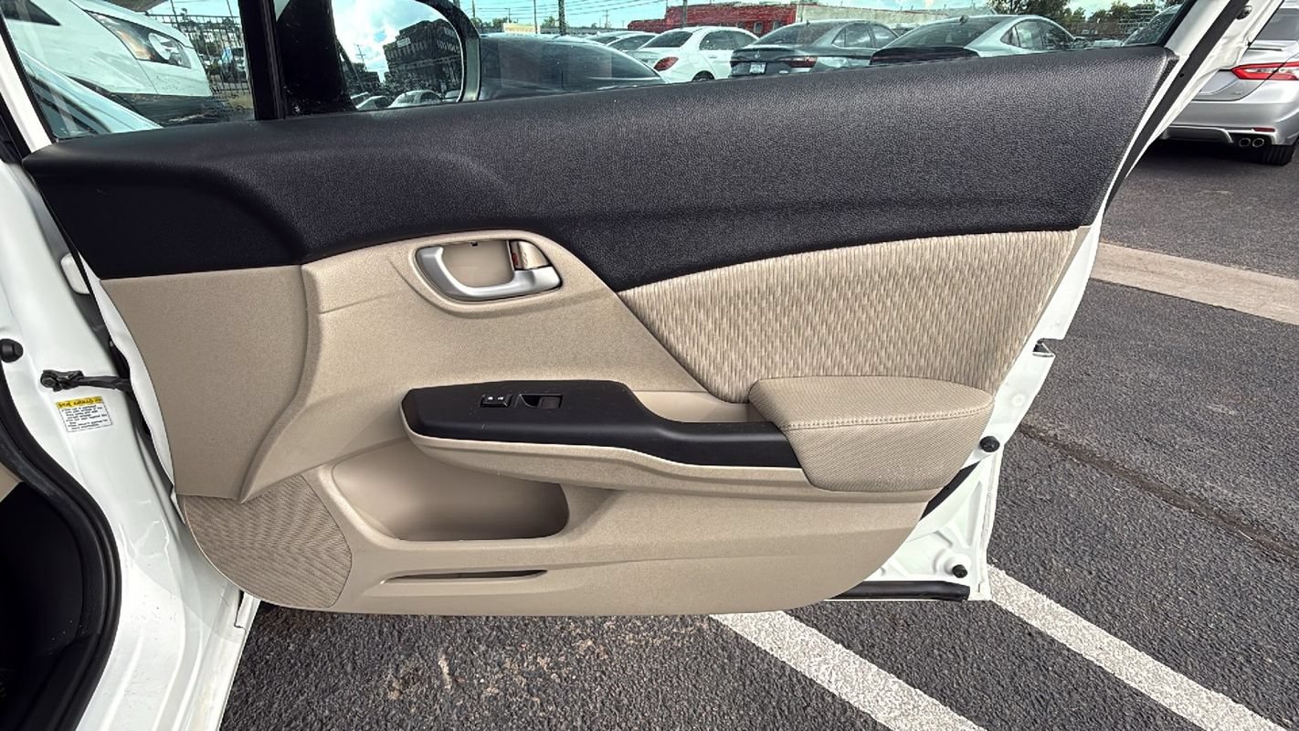 Used 2014 Honda Civic LX image 17