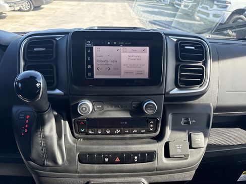 New 2025 RAM ProMaster 2500 w/ Quick Order Package 22G SLT image 18