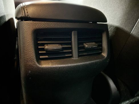 Used 2019 Dodge Challenger GT image 23