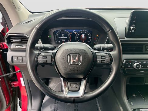 Used 2023 Honda Pilot Elite image 11