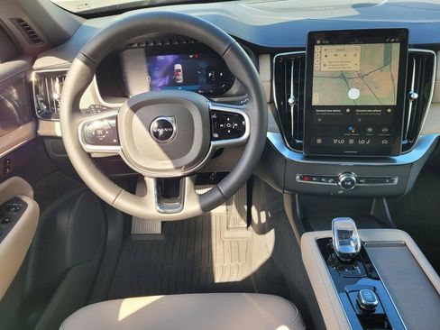 New 2026 Volvo XC90 B6 Plus w/ Protection Package Premier AWD/4WD image 5