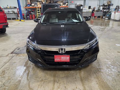 Used 2018 Honda Accord EX-L image 3