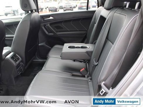Used 2022 Volkswagen Tiguan SE R-Line image 27