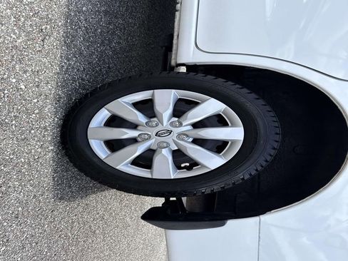 Used 2021 Nissan NV200 SV w/ Back Door Glass Package image 11