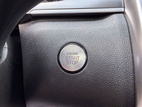 Certified 2023 Kia Sorento S w/ Panoramic Sunroof Package FWD image 19