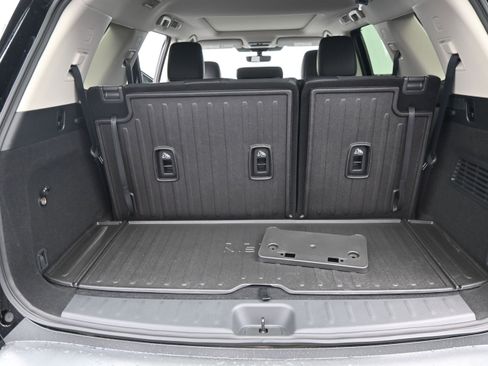 New 2026 Nissan Pathfinder Platinum AWD/4WD image 19