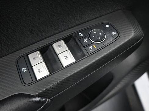 Used 2023 Mitsubishi Outlander SE AWD/4WD image 13