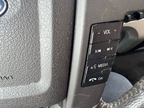 Used 2012 Ford F150 XLT w/ XLT Chrome Pkg image 18