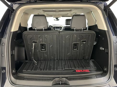 Certified 2022 GMC Acadia Denali w/ Denali Ultimate Package AWD/4WD image 49