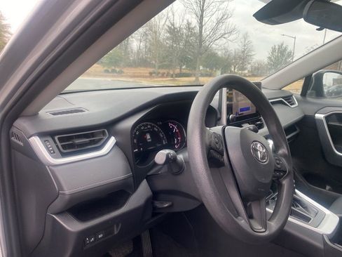 Used 2024 Toyota RAV4 LE image 15