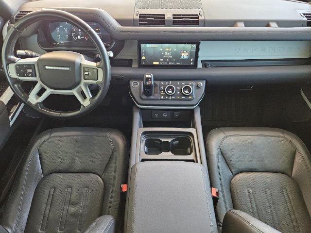 Used 2021 Land Rover Defender 110 SE AWD/4WD image 27