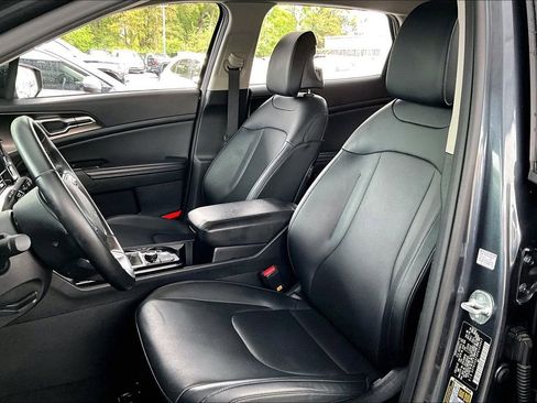 Used 2023 Kia Sportage EX FWD image 18