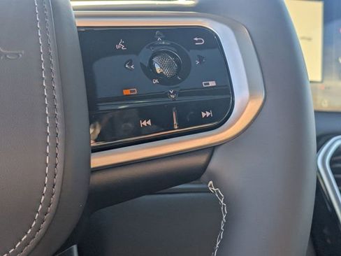 New 2026 Nissan Armada Platinum Reserve image 17