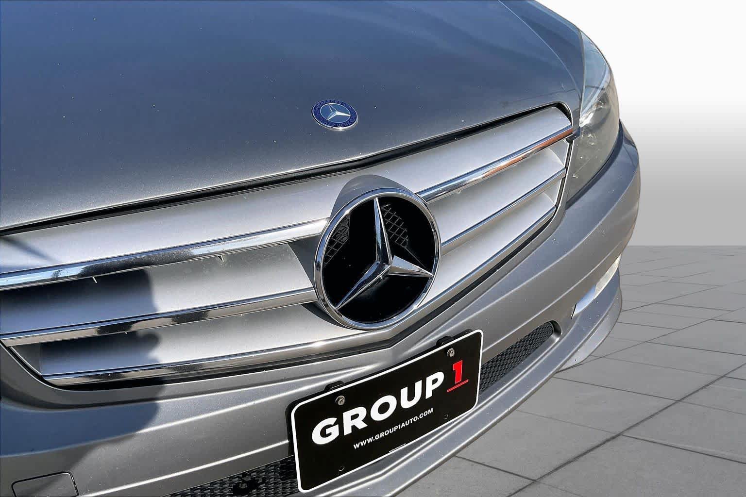 Used 2011 Mercedes-Benz C 300 Sedan image 28