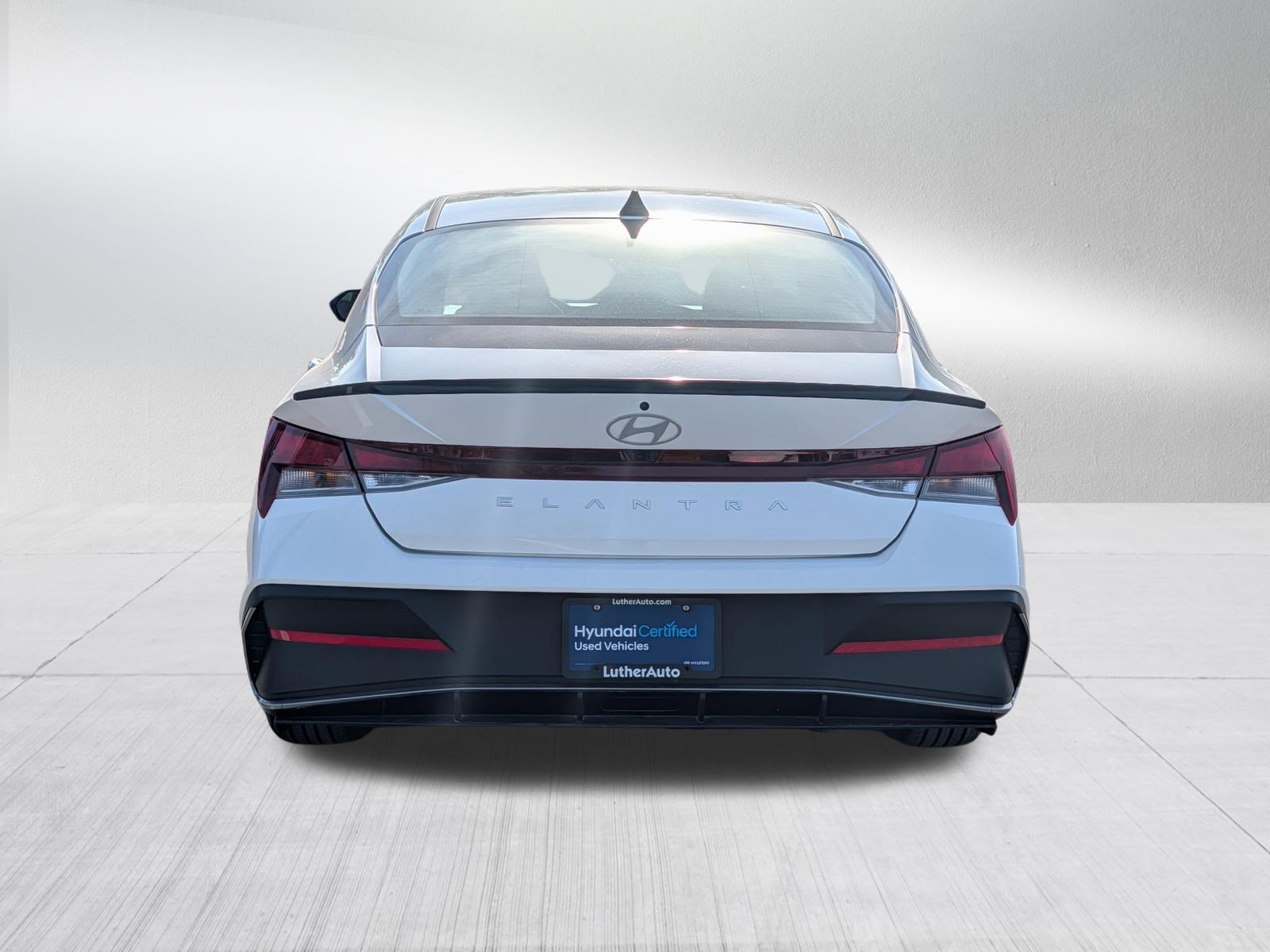 Certified 2025 Hyundai Elantra Sport FWD image 4