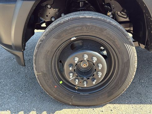 New 2026 RAM 5500 Tradesman image 28