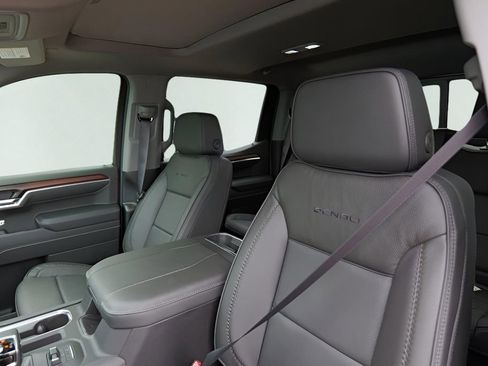 New 2026 GMC Sierra 1500 Denali AWD/4WD image 8