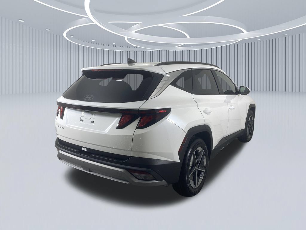 New 2026 Hyundai Tucson SEL Plus FWD image 3