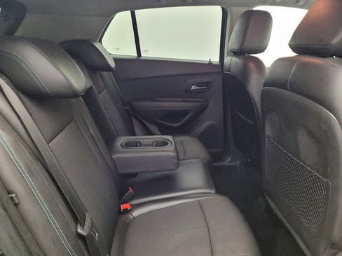 Used 2015 Chevrolet Trax LT w/ LT Plus Package AWD/4WD image 19