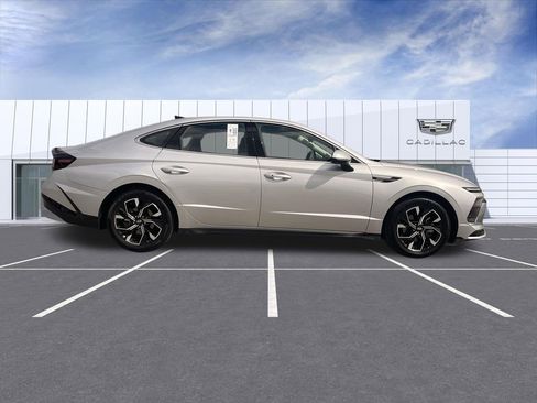 Used 2024 Hyundai Sonata SEL FWD image 9