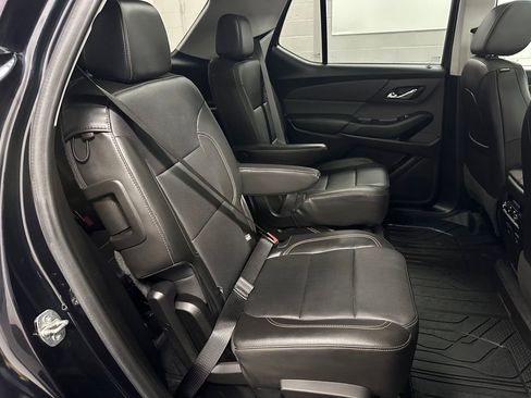 Used 2020 Chevrolet Traverse Premier AWD/4WD image 20
