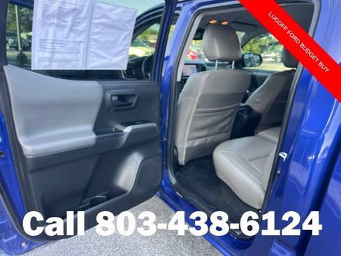 Used 2023 Toyota Tacoma SR5 AWD/4WD image 10