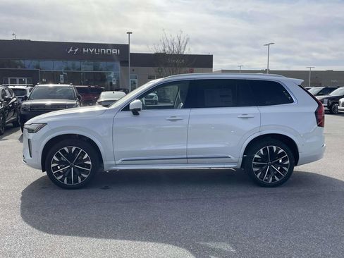 New 2026 Volvo XC90 B6 Ultra image 25