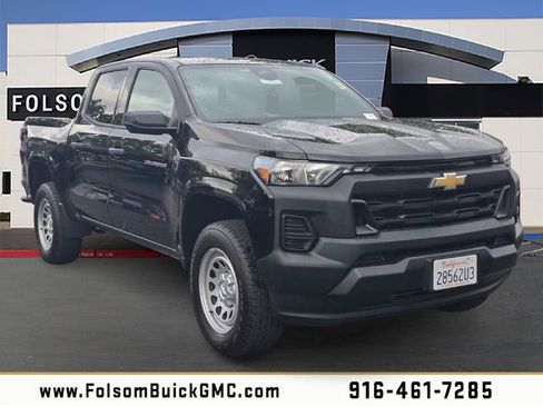 Used 2023 Chevrolet Colorado W/T image 1