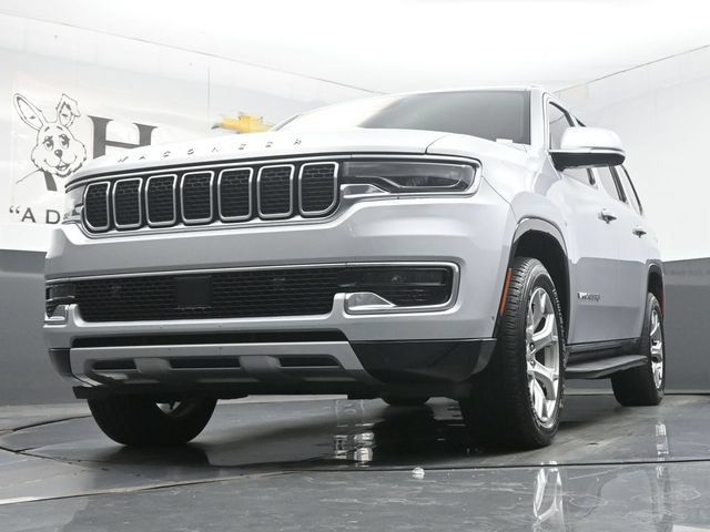 Used 2022 Jeep Wagoneer Series II AWD/4WD image 63