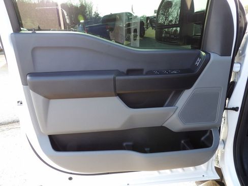 Used 2024 Ford F550 4x4 Crew Cab Super Duty image 14