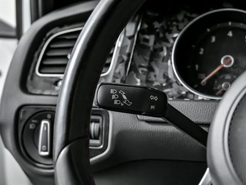 Used 2020 Volkswagen GTI S image 24