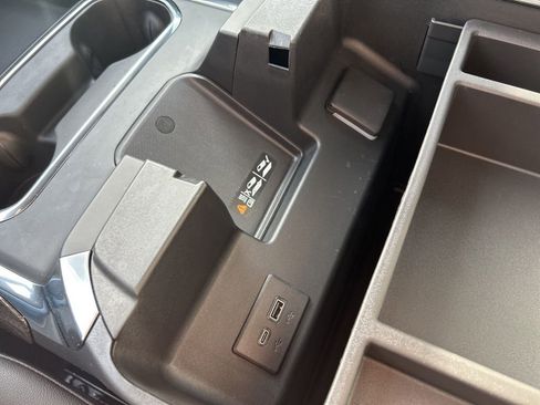 Used 2025 Chevrolet Silverado 2500 LT w/ Trail Boss Package image 45