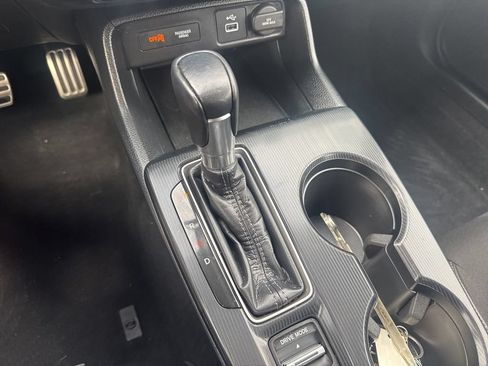 Used 2023 Honda Civic Sport image 32