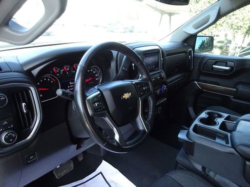 Certified 2021 Chevrolet Silverado 1500 LT image 16