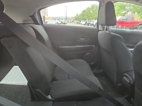 Used 2016 Honda HR-V EX image 5