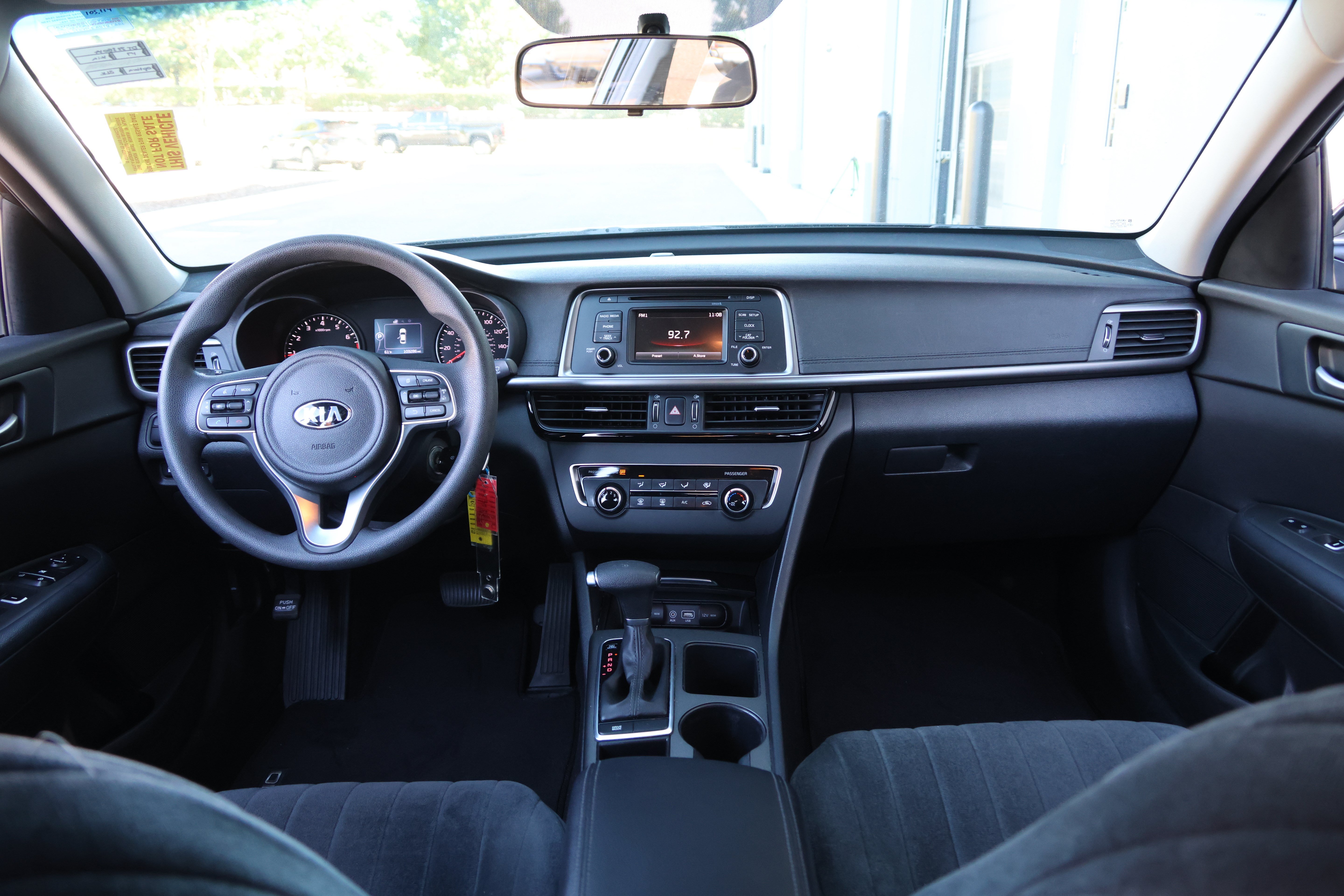 Used 2017 Kia Optima LX FWD image 26