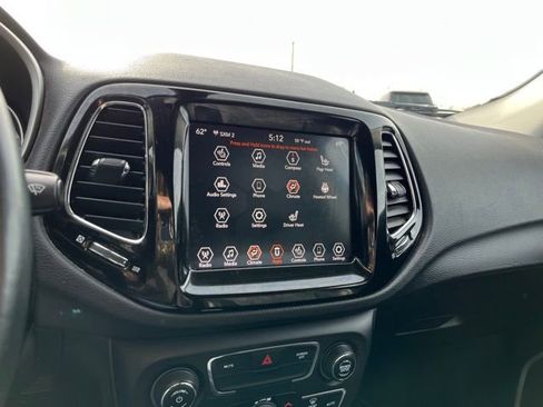 Used 2019 Jeep Compass Limited image 39