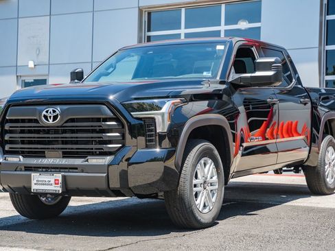 New 2026 Toyota Tundra SR5 AWD/4WD image 3