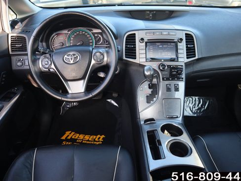 Used 2015 Toyota Venza Limited image 14