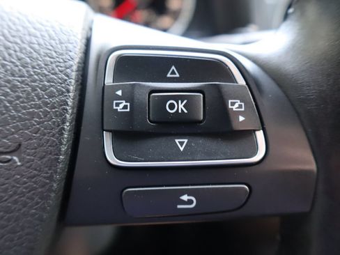 Used 2017 Volkswagen Tiguan Wolfsburg Edition AWD/4WD image 31