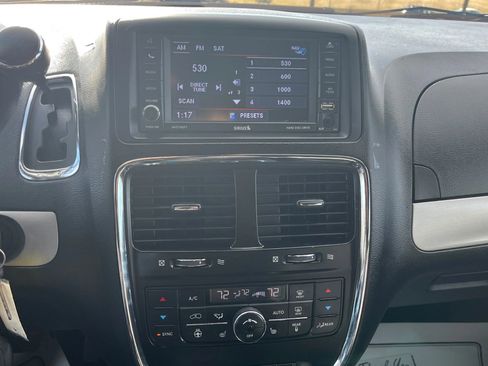 Used 2019 Dodge Grand Caravan GT image 17