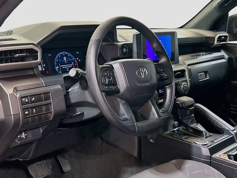 Used 2025 Toyota Tacoma SR5 RWD image 7