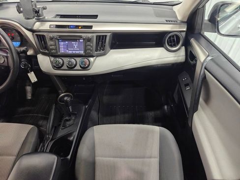 Used 2015 Toyota RAV4 LE image 26