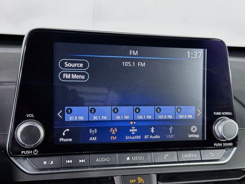 Used 2022 Nissan Altima 2.5 SV FWD image 21