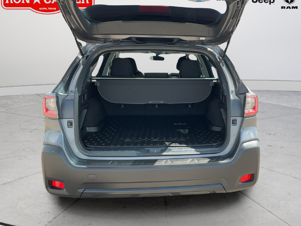 Used 2024 Subaru Outback AWD/4WD image 21