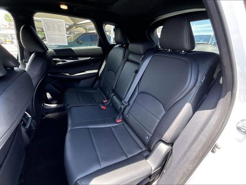 Used 2023 INFINITI QX50 Sport AWD/4WD image 37