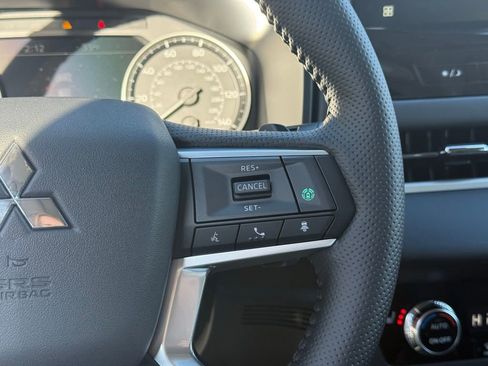 New 2026 Mitsubishi Outlander Trail Edition image 16