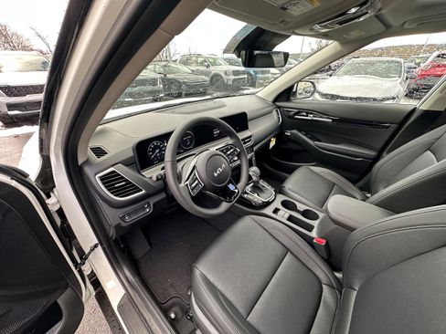 New 2026 Kia Seltos SX image 33